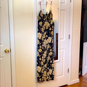 🌟FREE SHIPPING🌟Flower romper